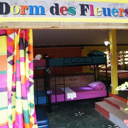 Dorm Des Fleurs Hostel 카오락 외부 사진