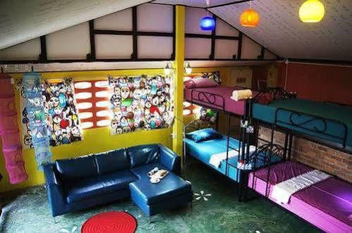 Dorm Des Fleurs Hostel 카오락 외부 사진